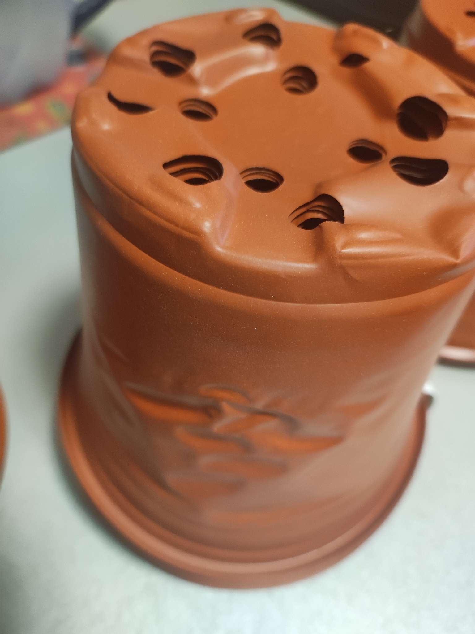 Фотография покупателя товара Горшок для рассады, 1.5 л, d=15.5 см, h=12.5 см, мягкий пластик, терракот, Greengo - Фото 35