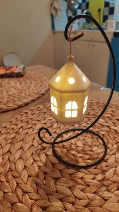 Фотография покупателя товара Светодиодная фигура «Дом с сердцем», 9.3×6×6 см, 1 LED, керамика, от батареек LR44×3 шт., тёплый белый свет - Фото 1