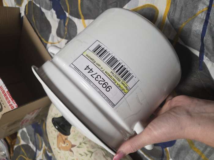 Фотография покупателя товара УЦЕНКА Кастрюля, 10 л, цилиндрическая, без деколи, без крышки, белая - Фото 3