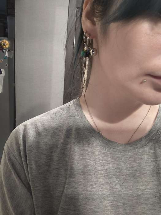 Фотография покупателя товара Серьги со съёмным элементом «Трансформер» горсть, цветные в серебре - Фото 2