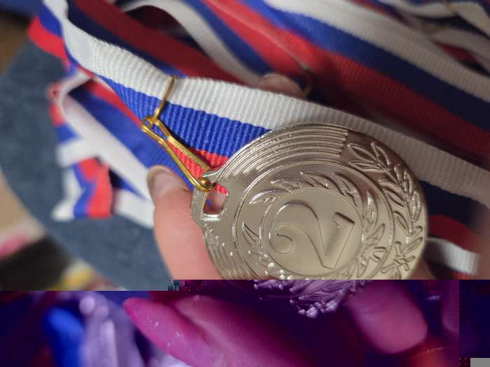 Фотография покупателя товара Медаль призовая «1 место» золото 021, d=4 см, без ленты - Фото 18