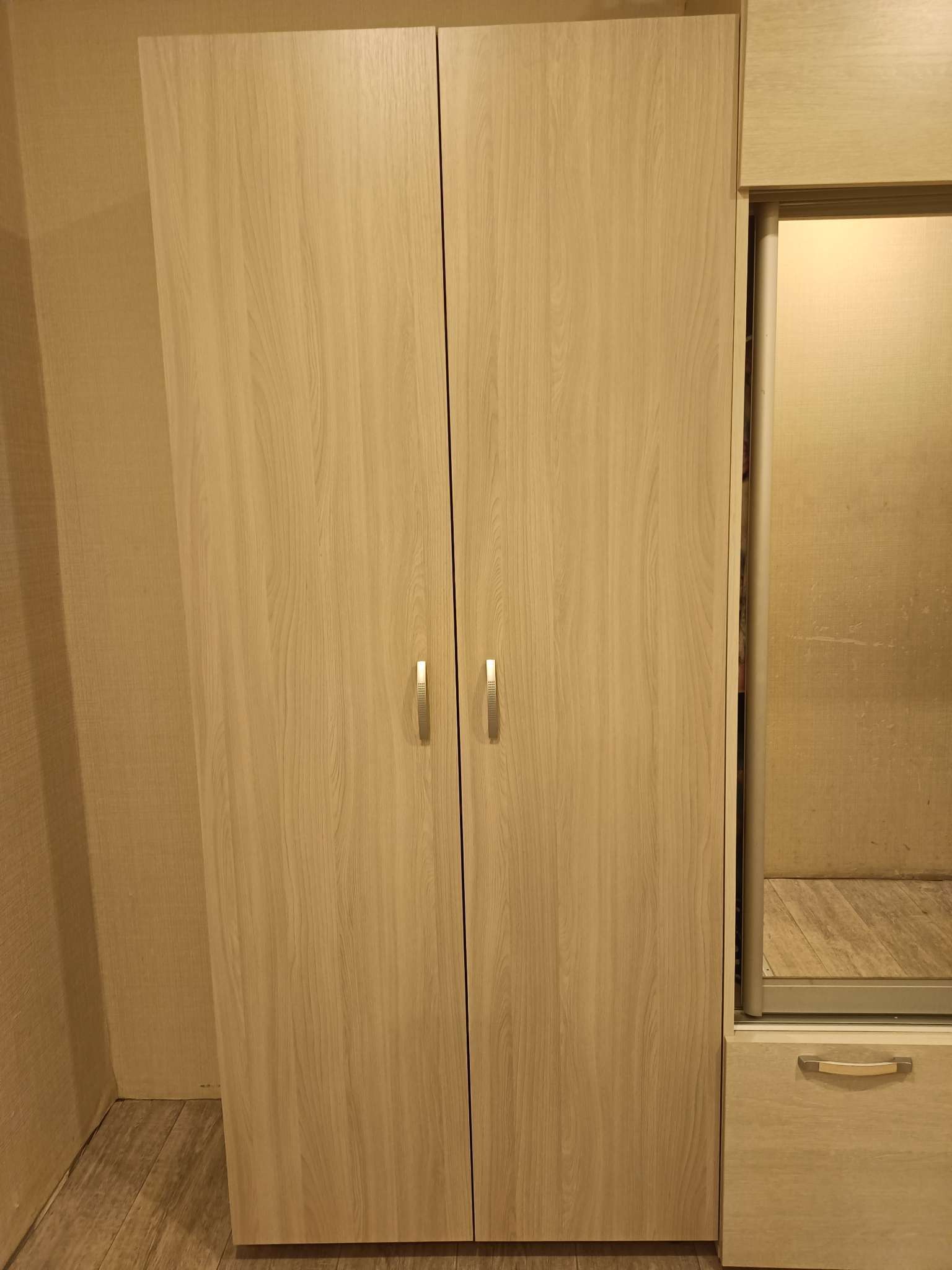 Фотография покупателя товара Шкаф - пенал «Клик Мебель. Герда», 400×450×2100 мм, цвет ясень шимо светлый/тёмный - Фото 1