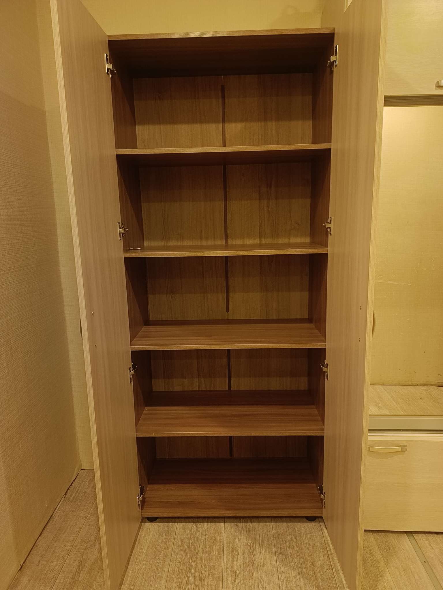 Фотография покупателя товара Шкаф - пенал «Клик Мебель. Герда», 400×450×2100 мм, цвет ясень шимо светлый/тёмный - Фото 2