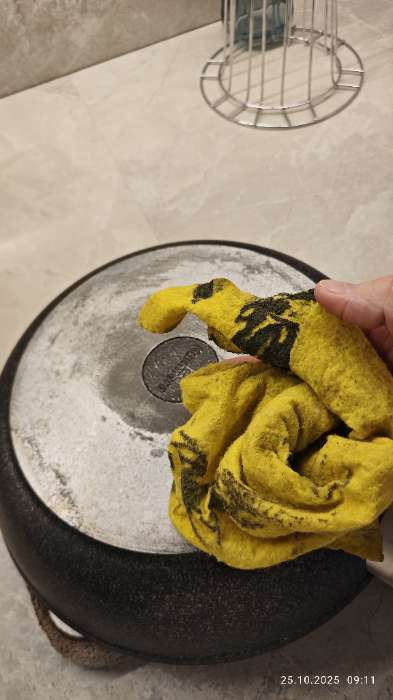 Фотография покупателя товара Сковорода KUKMARA Granit Ultra original, d=26 см, пластиковая ручка, антипригарное покрытие, алюминий, чёрная - Фото 5