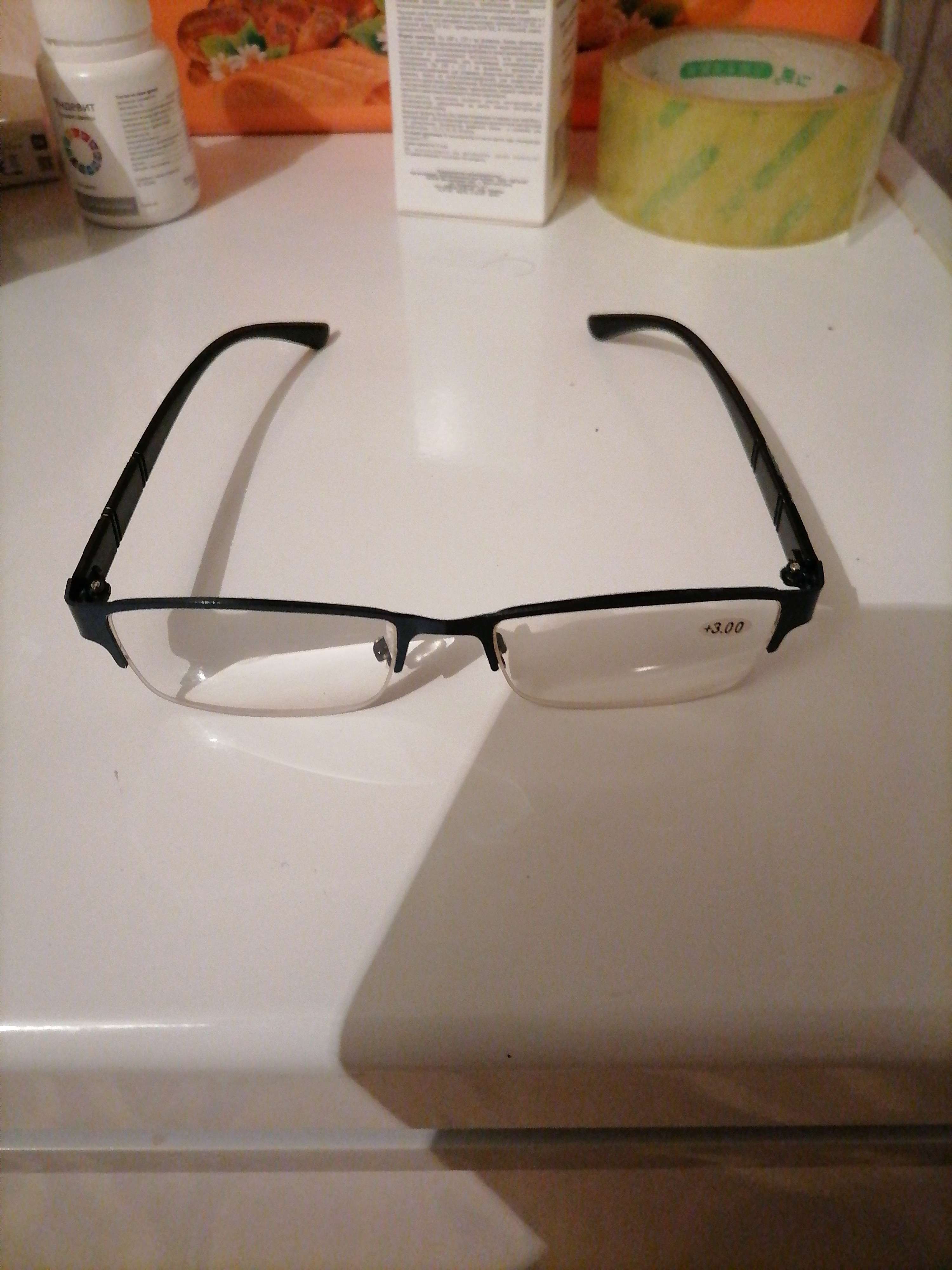 Фотография покупателя товара Готовые очки Восток 0056, цвет чёрный, отгибающаяся дужка, +5 - Фото 2