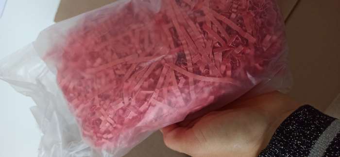 Фотография покупателя товара Наполнитель бумажный для подарков, красный - коралловый, 50 г - Фото 8