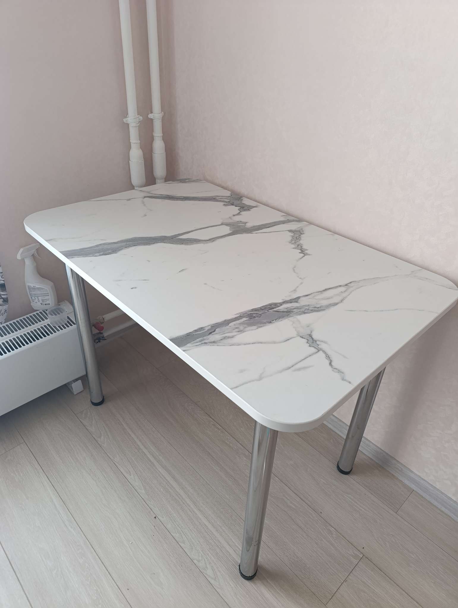 Фотография покупателя товара Стол кухонный, 1100×700×775 мм, цвет венге/мрамор королевский пластик - Фото 1