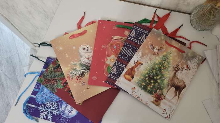 Фотография покупателя товара Пакет подарочный новогодний «Банка угощений», 18×22.3×10 см - Фото 1