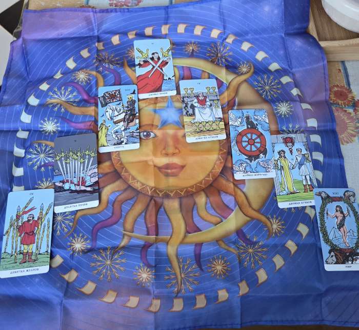 Фотография покупателя товара Таро «Универсальное», 78 карт (6×11 см), 16+ - Фото 2