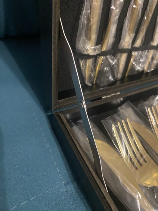 Фотография покупателя товара Столовые приборы «Оску», 24 предмета, в коробке, нержавеющая сталь, золотистые - Фото 4