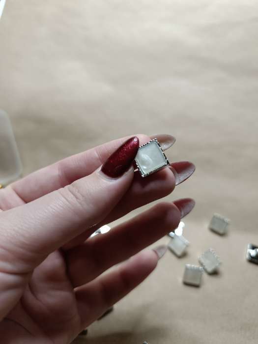 Фотография покупателя товара Пуговицы на ножке, пластиковые, 13×13 мм, набор 10 шт., цвет серебряный - Фото 3