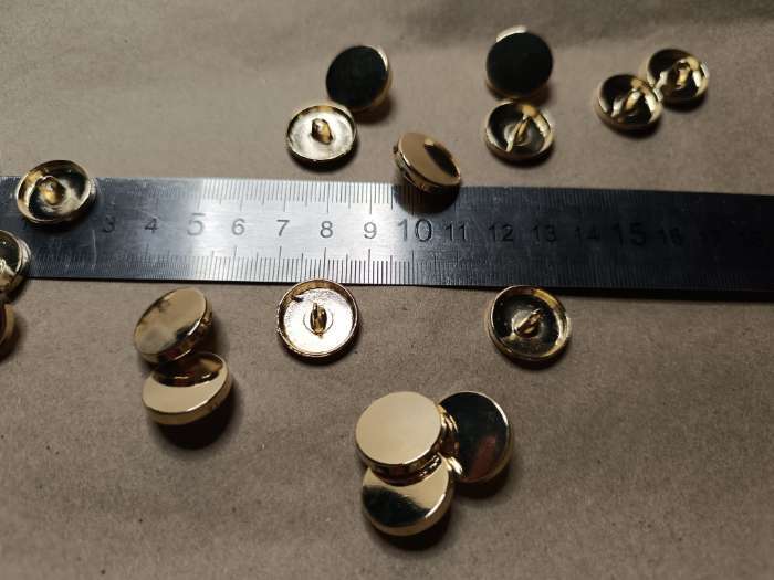 Фотография покупателя товара Пуговицы на ножке, металлические, d=18 мм, набор 10 шт., глянцевые, цвет серебряный - Фото 1