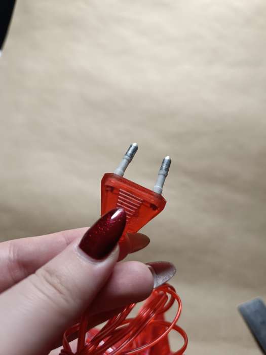 Фотография покупателя товара Светодиодная верхушка на ёлку «Звезда красная», 15 см, 10 LED, 220 В, свечение красное - Фото 2