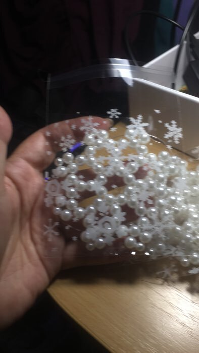 Фотография покупателя товара Пакет подарочный новогодний БОПП с липкой лентой, «Снежинки», 10×10+3 см - Фото 1