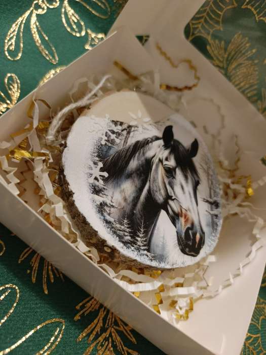 Фотография покупателя товара Коробка складная, с окном крафт, 20×20×4 см - Фото 4