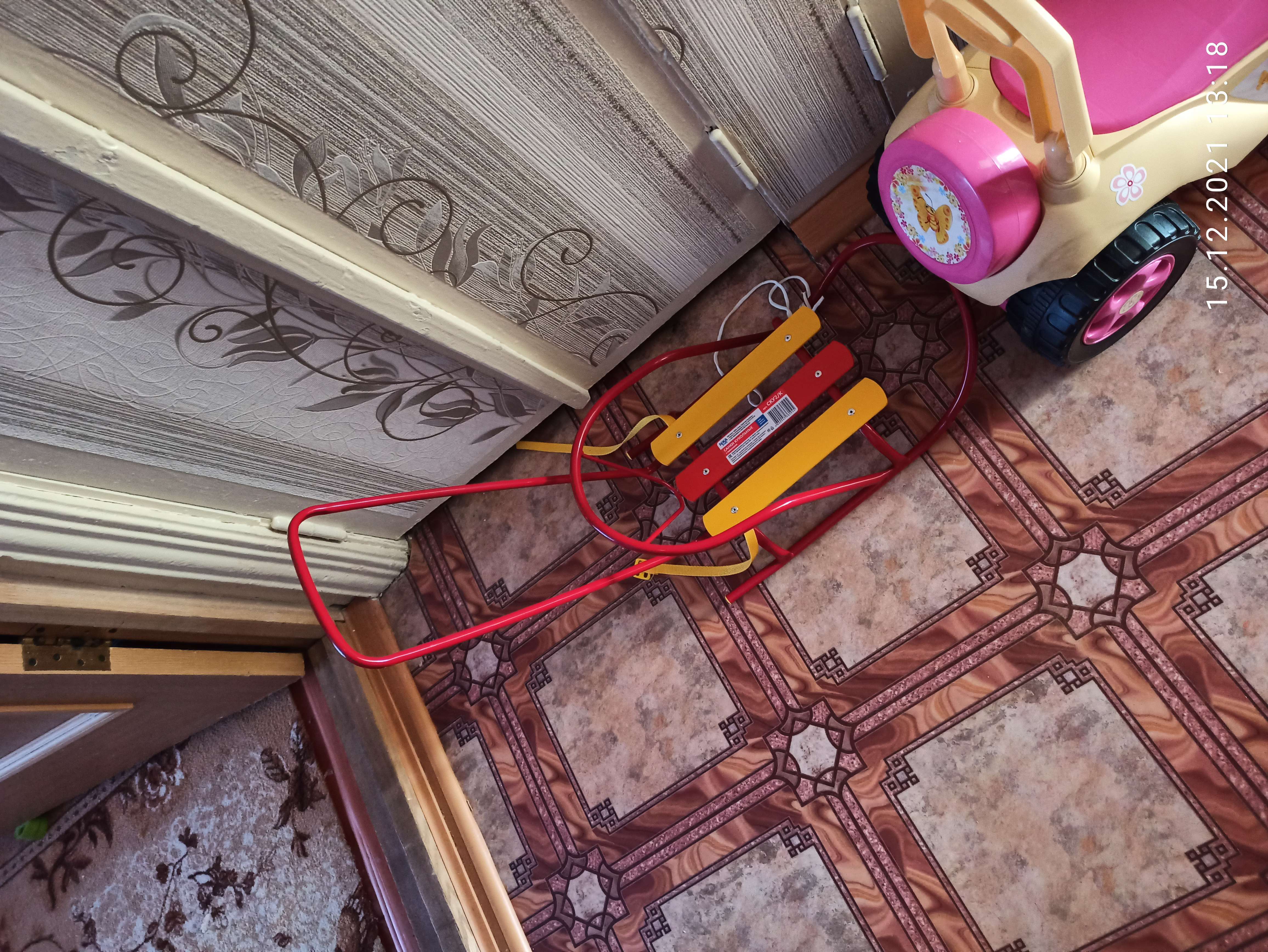 Фотография покупателя товара Кукольные санки с толкателем, цвет красный