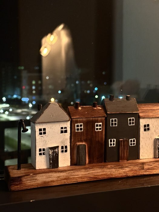 Фотография покупателя товара Вешалка «Улица», 36×5×12.5 см, дерево - Фото 4