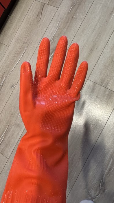 Фотография покупателя товара Перчатки хозяйственные Доляна, размер M, 38 см, длинные манжеты, латексные, красные - Фото 1