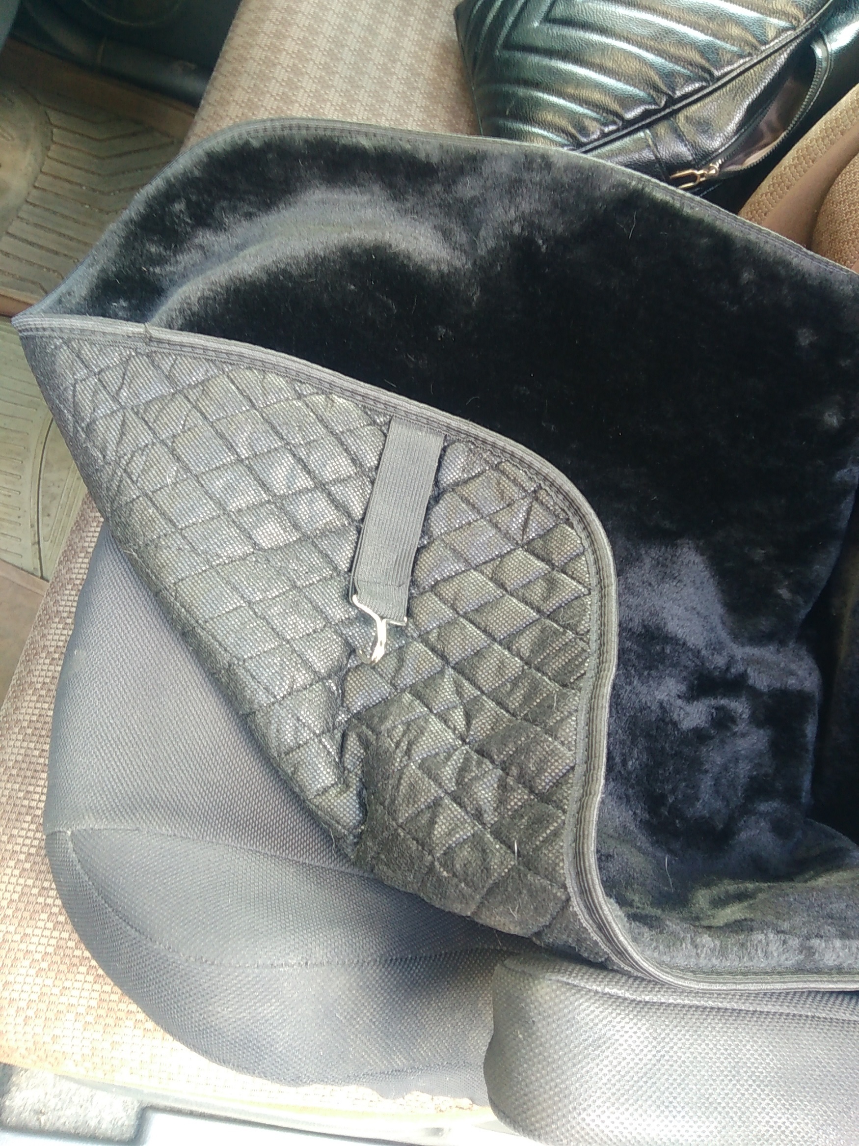 Фотография покупателя товара Накидка на сиденье, натуральная шерсть, 145х55 см, черная - Фото 5