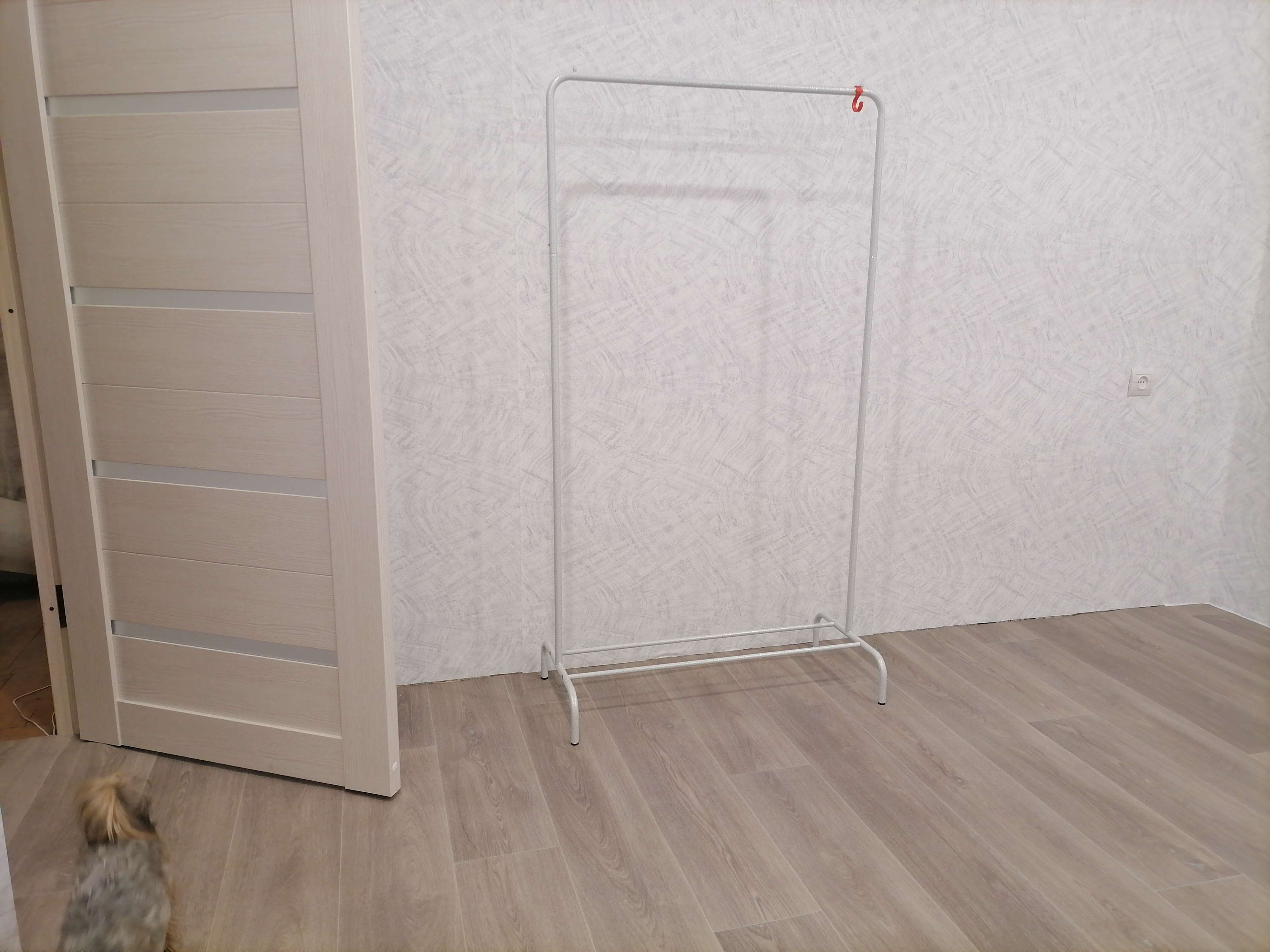 Фотография покупателя товара Стойка для одежды «Радуга», 82×39×150 см, цвет белое серебро