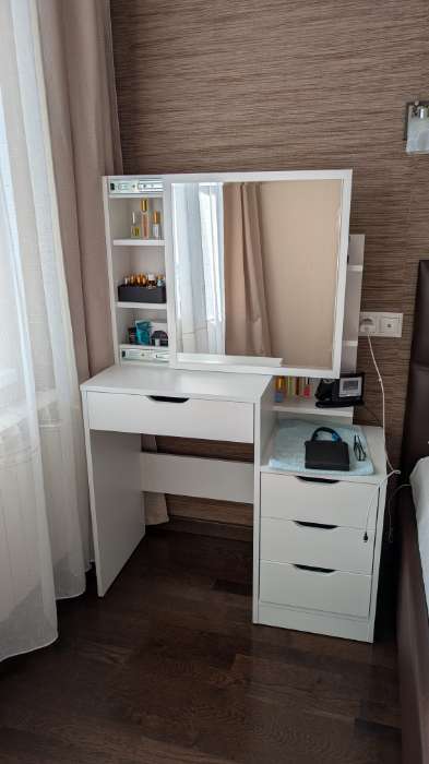 Фотография покупателя товара Трюмо с зеркалом и полками, 900×403×1350 мм, цвет белый - Фото 1