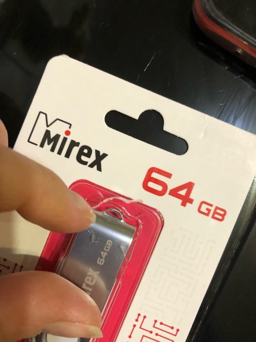 Фотография покупателя товара Флешка Mirex SWIVEL WHITE, 64 Гб, USB2.0, чт до 25 Мб/с, зап до 15 Мб/с,  белый-серый