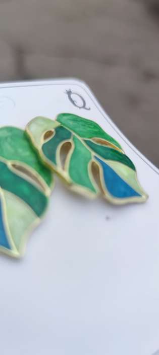 Фотография покупателя товара Серьги с эмалью «Листья» монстеры, цвет зелёный в золоте - Фото 6