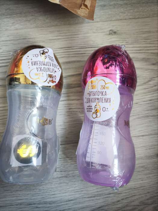 Фотография покупателя товара Бутылочка для кормления с наклейками BOSS от 0 мес., 250 мл., цвет золотой, M&B - Фото 2