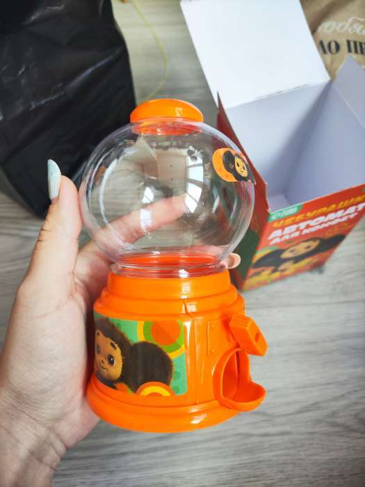 Фотография покупателя товара УЦЕНКА Автомат для конфет «Холодное сердце» - Фото 8