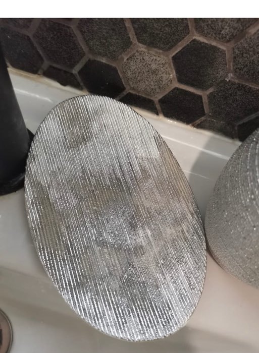 Фотография покупателя товара Набор аксессуаров для ванной комнаты «Камилла», 4 предмета (мыльница, дозатор для мыла 480 мл, 2 стакана), цвет серебро - Фото 3