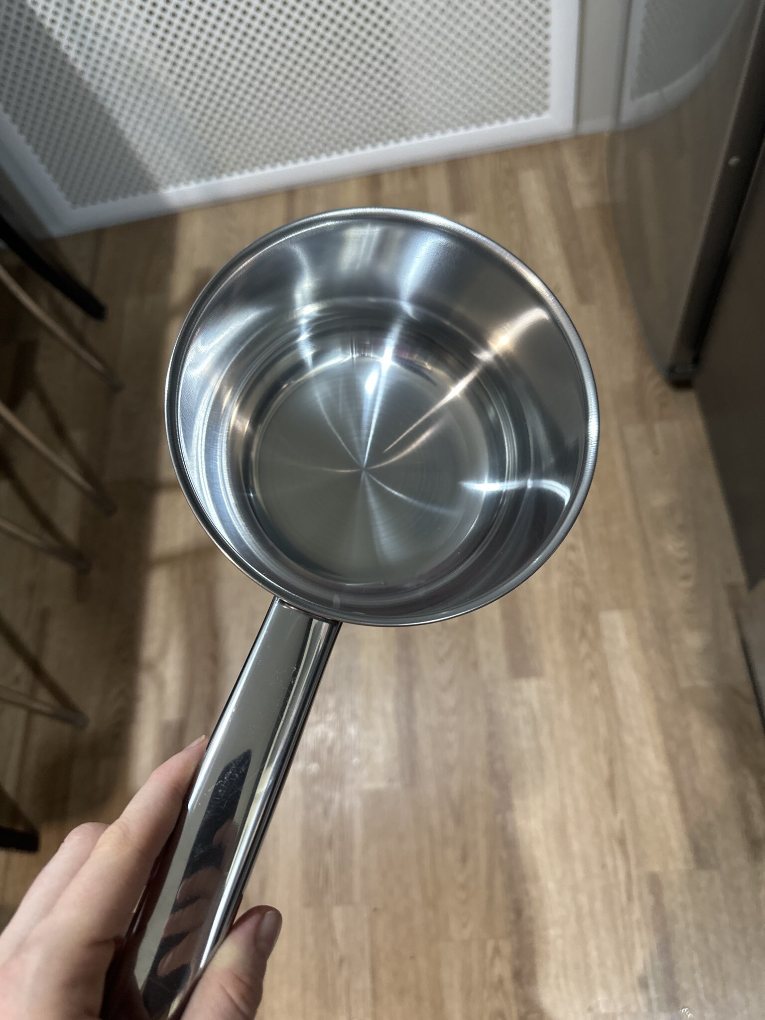 Фотография покупателя товара Ковш «Гретель», 1.75 л, 16.5×9.5 см, металлическая ручка, нержавеющая сталь - Фото 2