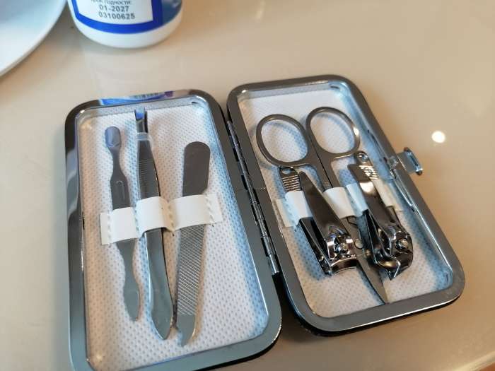 Фотография покупателя товара УЦЕНКА Набор маникюрный «Ковёр», 6 предметов, разноцветный - Фото 2