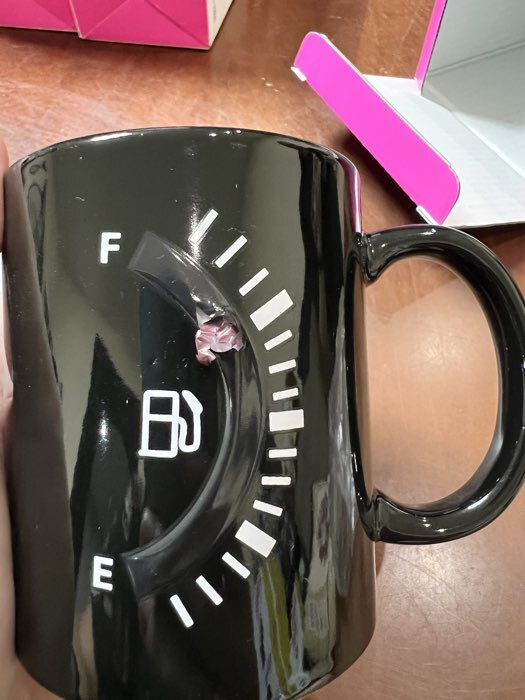 Фотография покупателя товара Кружка - хамелеон Доляна «Уровень топлива», 350 мл, керамика, цвет чёрный - Фото 9