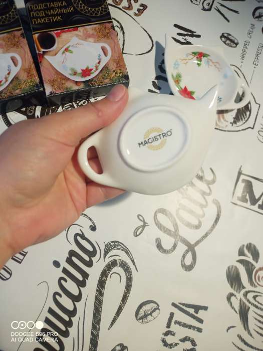 Фотография покупателя товара Подставка фарфоровая под чайный пакетик Magistro «Новый год. Шишки», 12×8,4 см - Фото 8