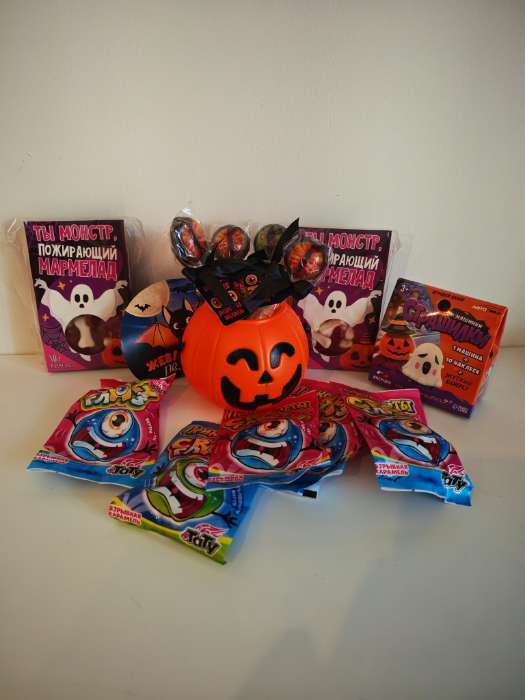 Фотография покупателя товара Карамель взрывная «Приколисты. Crazy Глаз» с игрушкой и татуировкой, 1 г