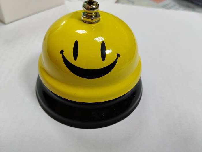 Фотография покупателя товара Звонок настольный Ring for a kiss, 7.5×7.5×6 см - Фото 1