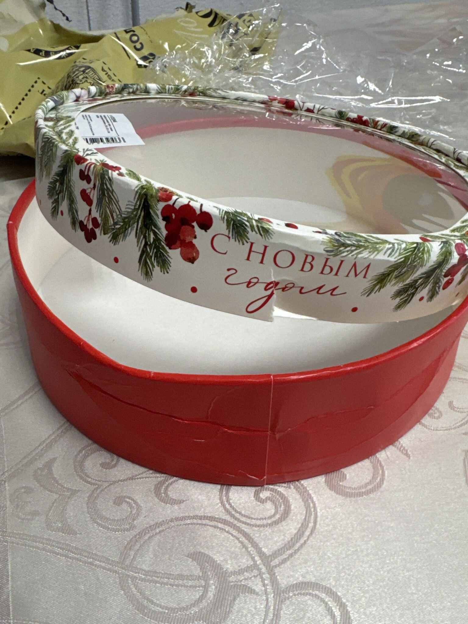 Фотография покупателя товара Коробка для макарун тубус с окном «Новогодняя ботаника», 20×20×5 см - Фото 7