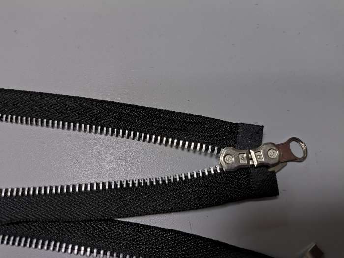Фотография покупателя товара Молния металлическая, №5, 2 замка, разъёмная, замки автомат, 80 см, чёрный - Фото 3