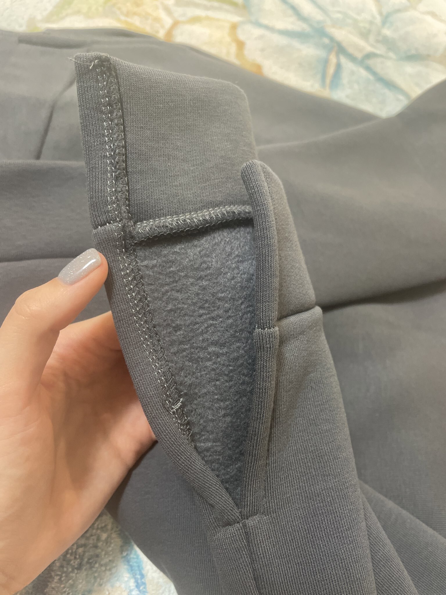 Фотография покупателя товара Свитшот женский удлинённый с начёсом MIST Cozy style, графит, размер 56 - Фото 2