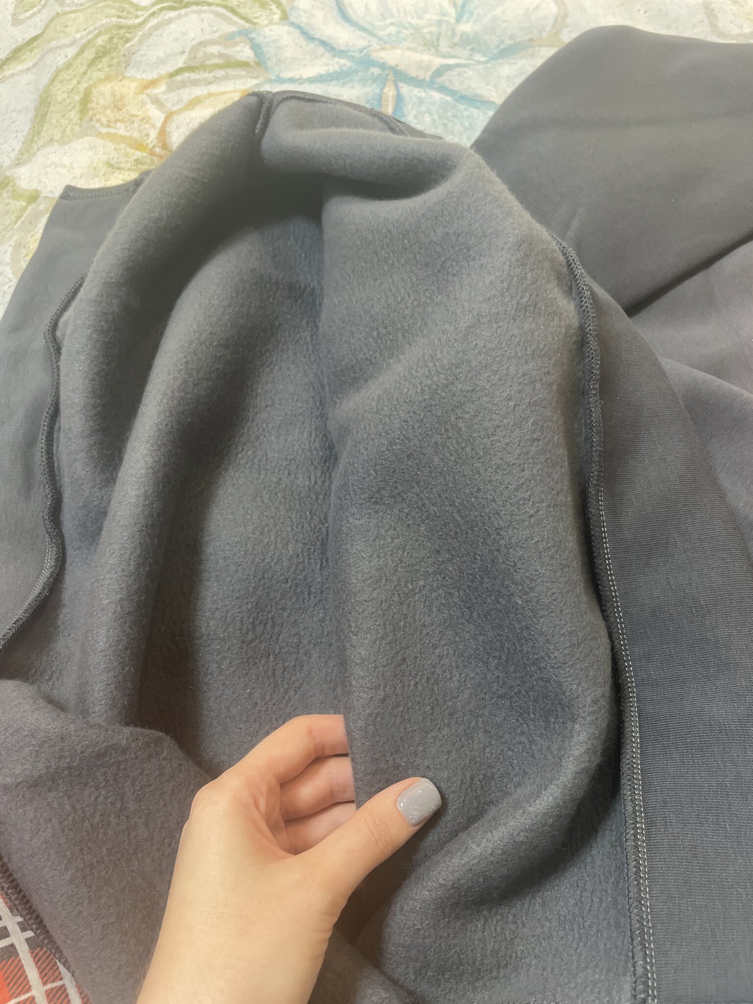 Фотография покупателя товара Свитшот женский удлинённый с начёсом MIST Cozy style, графит, размер 56 - Фото 5