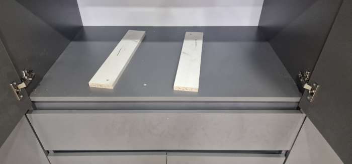 Фотография покупателя товара Шкаф прямой четырёхстворчатый для одежды «Лора», 1 ящик, 1800×570×2200 мм, цвет серый - Фото 14