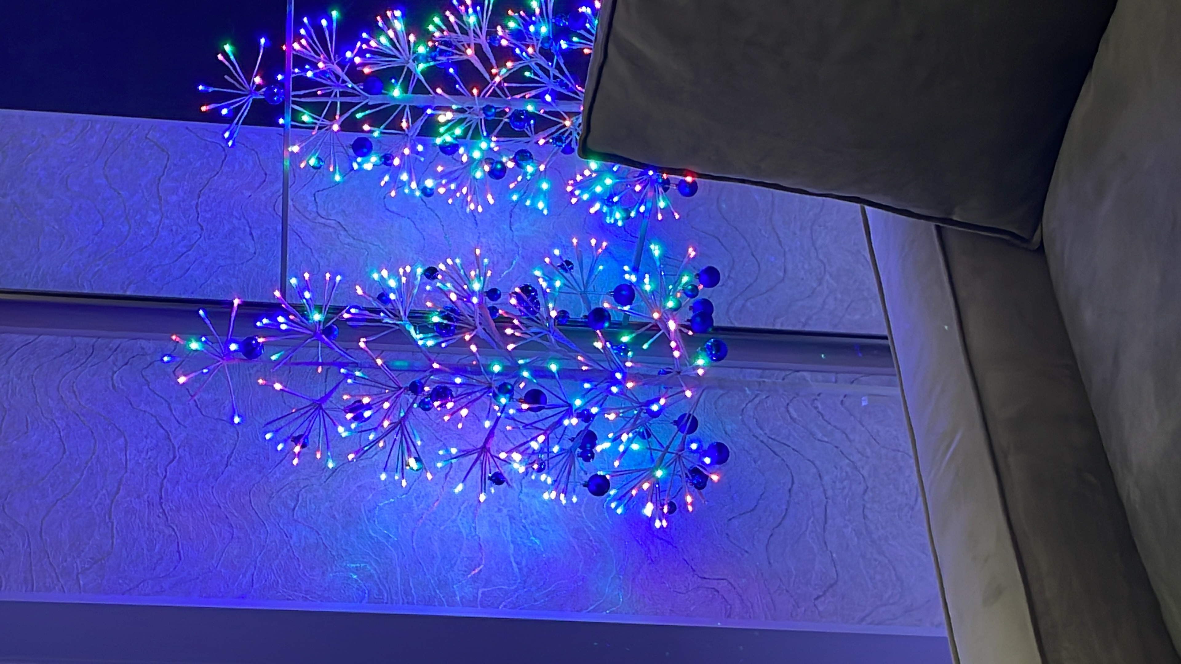 Фотография покупателя товара Светодиодное дерево «Ёлка» 1.5 м, 324 LED, мерцание, 220 В, свечение мульти