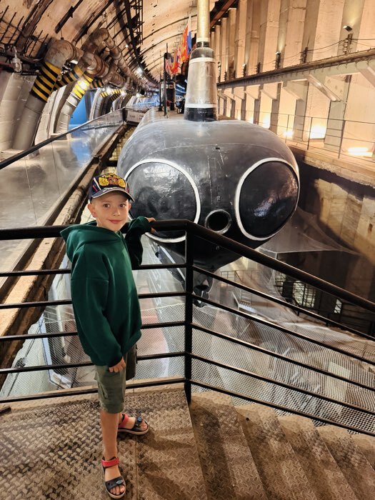 Фотография покупателя товара Костюм детский (толстовка, брюки) KAFTAN Basic line, размер 32 (110-116 см), зелёный - Фото 2