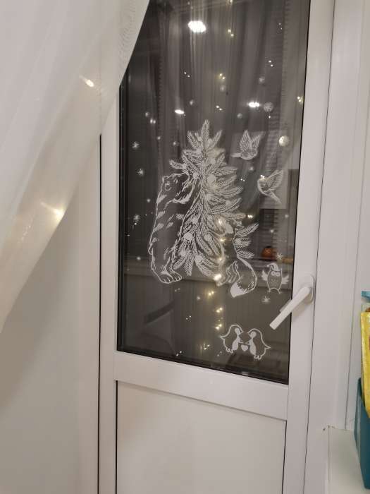 Фотография покупателя товара Наклейки для окон «Гравюра», многоразовая, 33 × 50 см