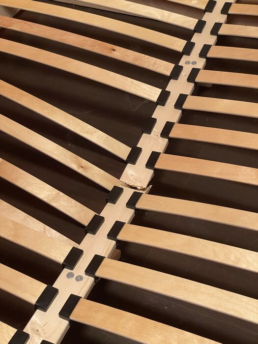 Фотография покупателя товара Кровать двуспальная «Пантеон», с мягким изголовьем, 1800×2000 мм, велюр, цвет лунный луч - Фото 8