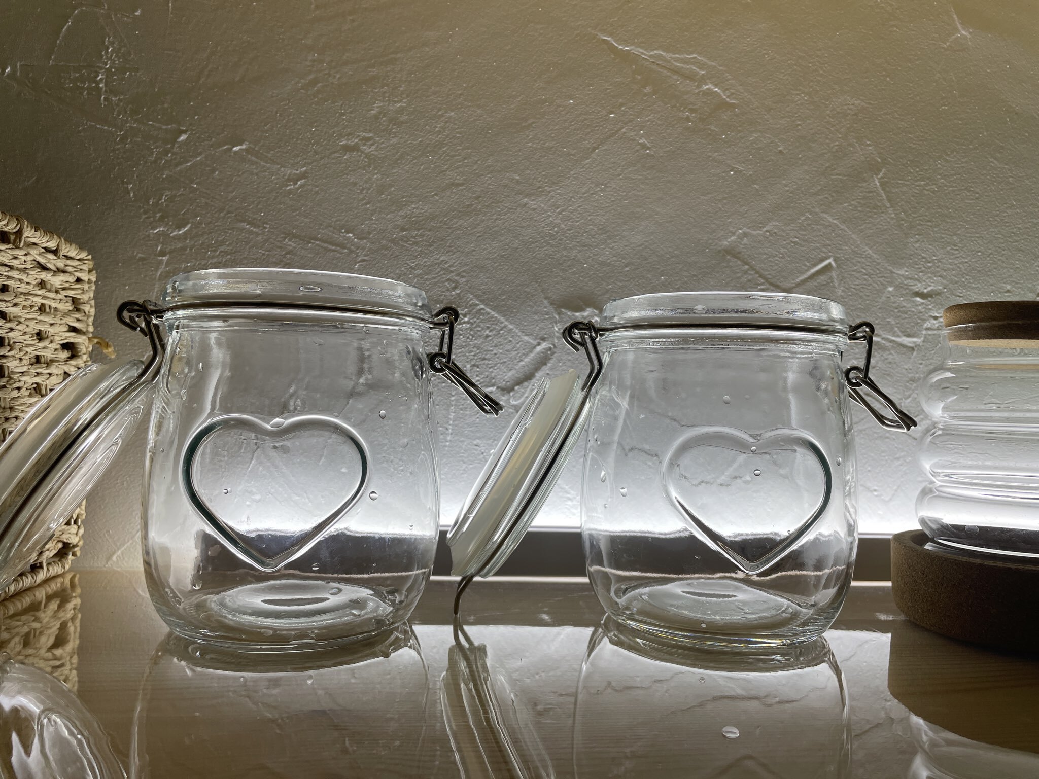 Фотография покупателя товара Банка для сыпучих Доляна «Сердце», 580 мл, 10.5×10 см, с бугельным замком, стекло, прозрачная - Фото 1