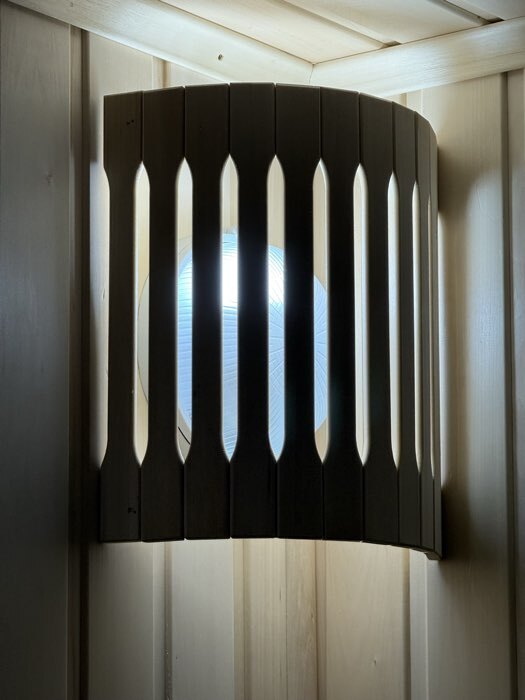 Фотография покупателя товара Абажур для бани и сауны «Кинжал», липа, настенный, угловой, «Добропаровъ» - Фото 3