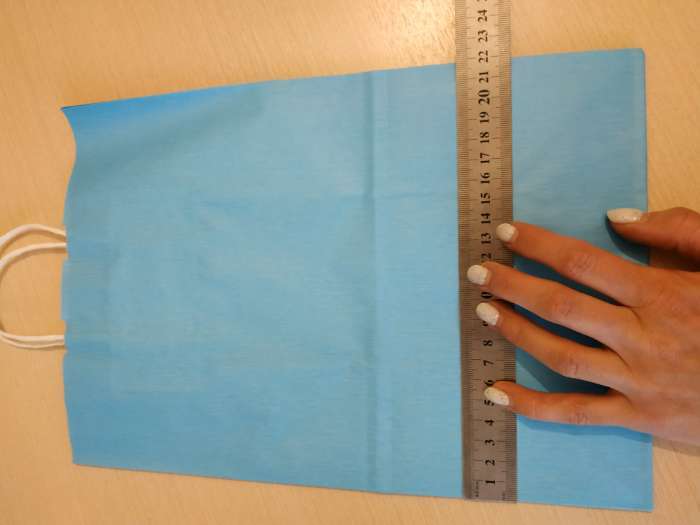 Фотография покупателя товара Пакет крафт "Радуга" голубой, 25 х 11 х 32 см, крученая ручка - Фото 2