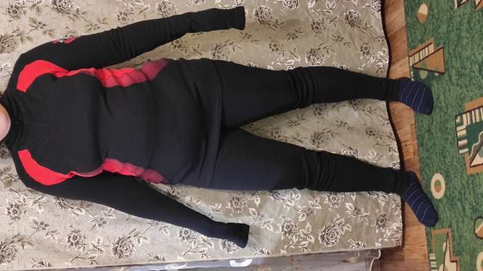 Фотография покупателя товара Термобельё женское (джемпер, лосины) цвет чёрный/коралл, размер 56