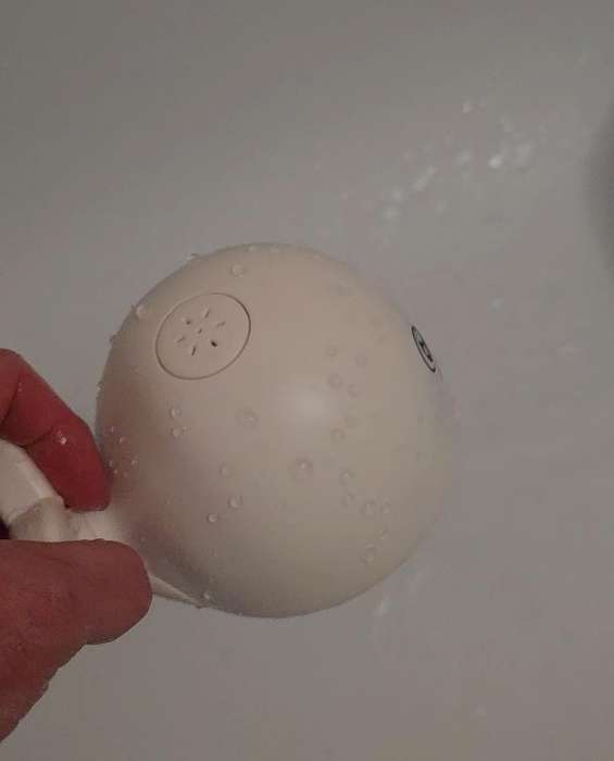 Фотография покупателя товара Игрушка для купания в ванной «Китёнок», фонтанчик, свет, цвет серый - Фото 2